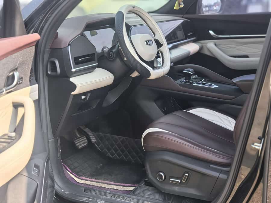 GEELY Monjaro 2022 car image #12