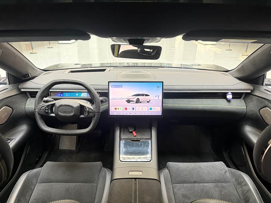 Lynk & Co 10 EM-P 2025 car image #12