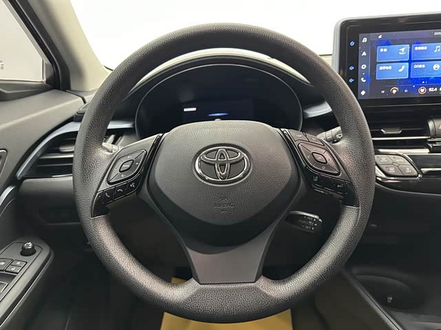 Toyota Izoa 2022 car image #12