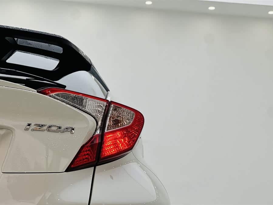 Toyota Izoa 2020 car image #12