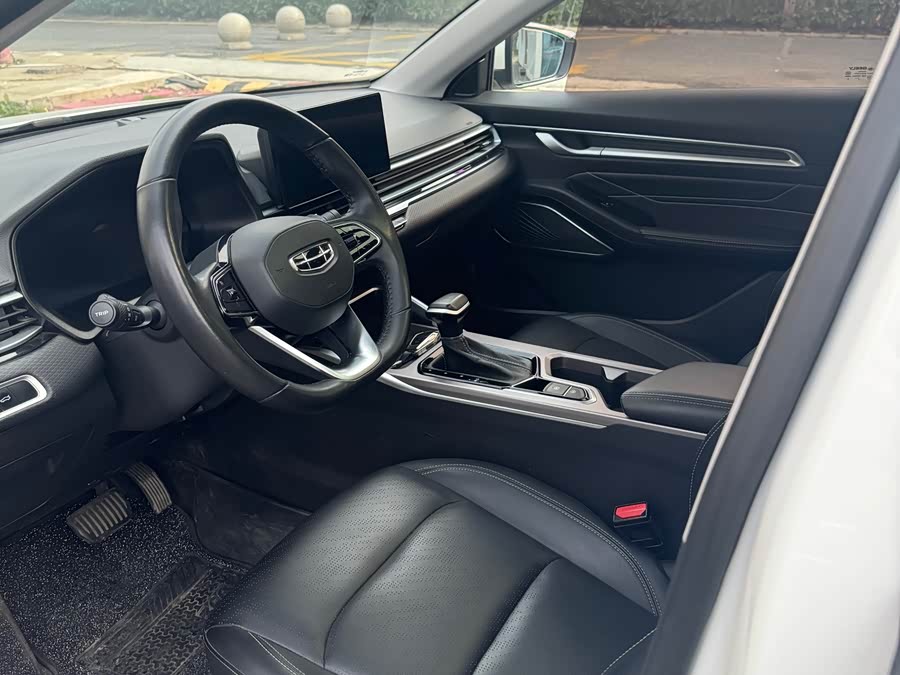 GEELY Emgrand 2023 car image #12