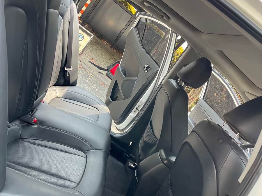 起亚 起亚K5 2012 汽车图片 #12