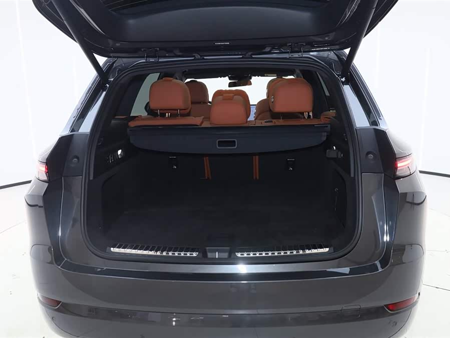 Li L7 2025 immagine di auto #12