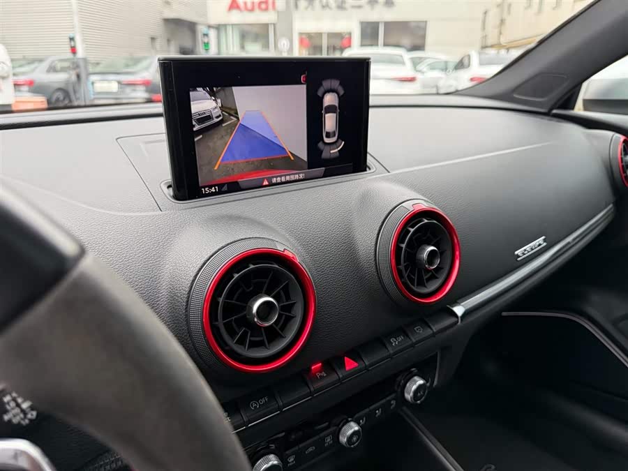 Audi RS 3 2019 imagem de carro #12