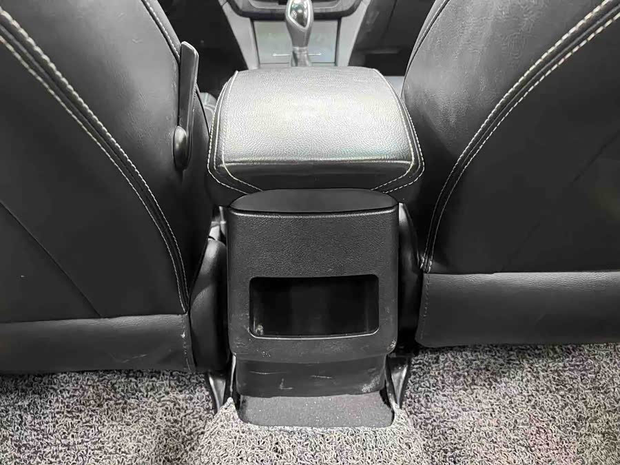 GEELY Emgrand 2016 #12 GEELY Emgrand 2016 car image #12