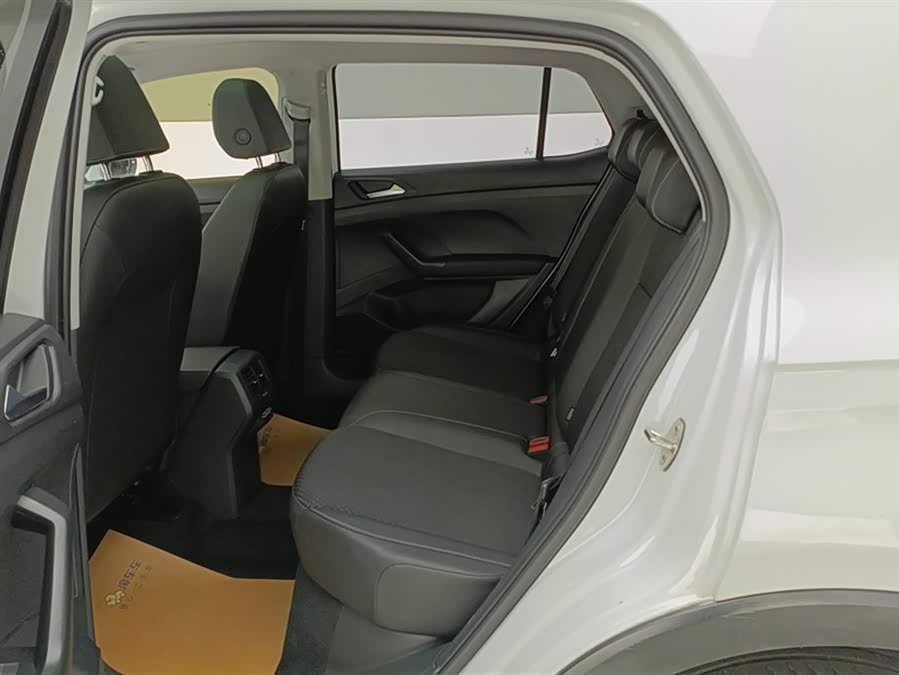 Volkswagen Tacqua 2023 car image #12