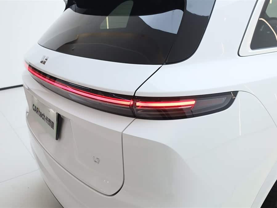 Li L7 2024 immagine di auto #12