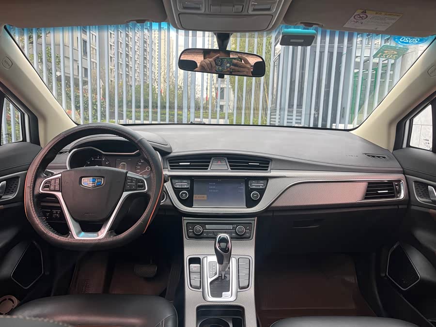 GEELY Emgrand GS 2017 car image #12