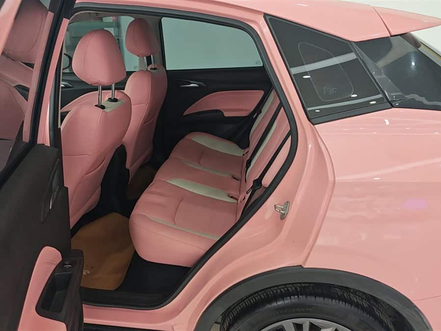 Neta V 2022 صورة سيارة #12