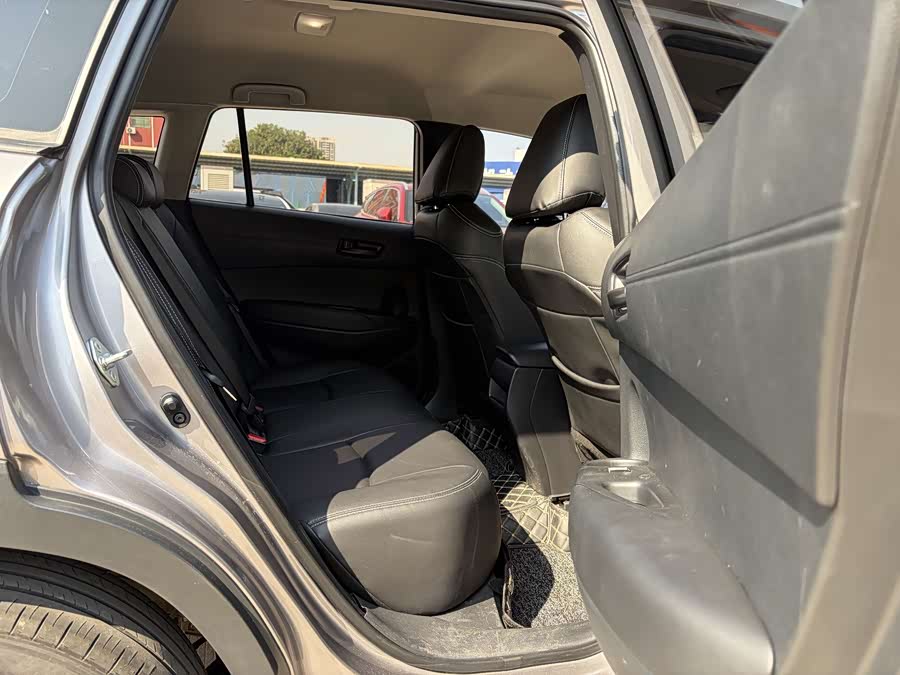 Toyota Corolla Cross 2023 immagine di auto #12