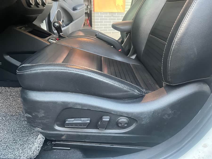 起亚 起亚K3 2018 汽车图片 #12