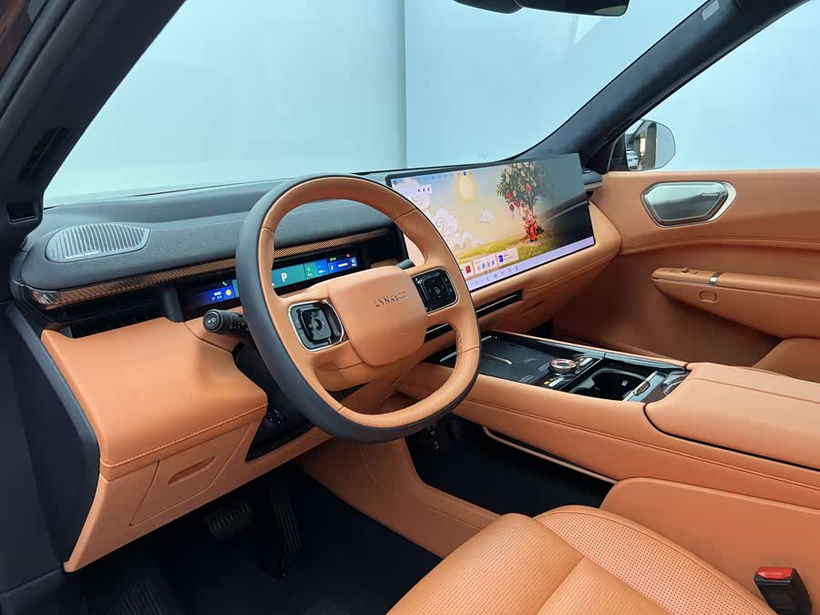 Lynk & Co 900 2025 car image #12