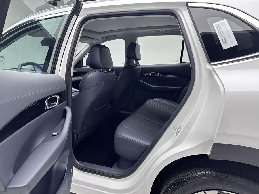 GEELY 2024 #12 GEELY 2024 car image #12