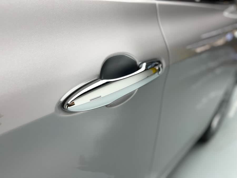 Toyota Avalon 2025 car image #12