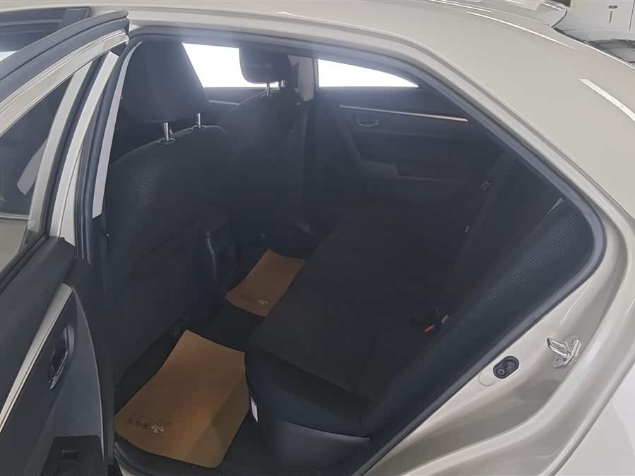 Toyota Corolla Hybird E+ 2019 car image #12