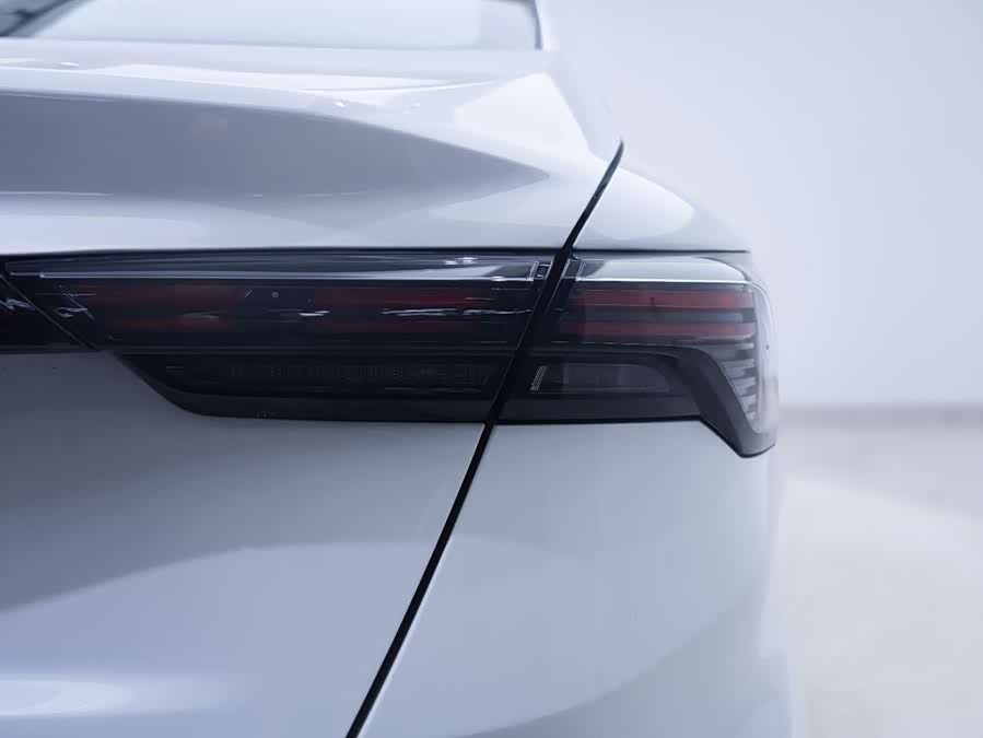 GEELY Binray 2024 car image #12