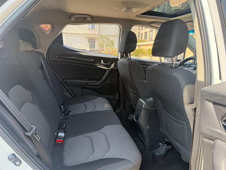 JAC 2018 imagem de carro #12