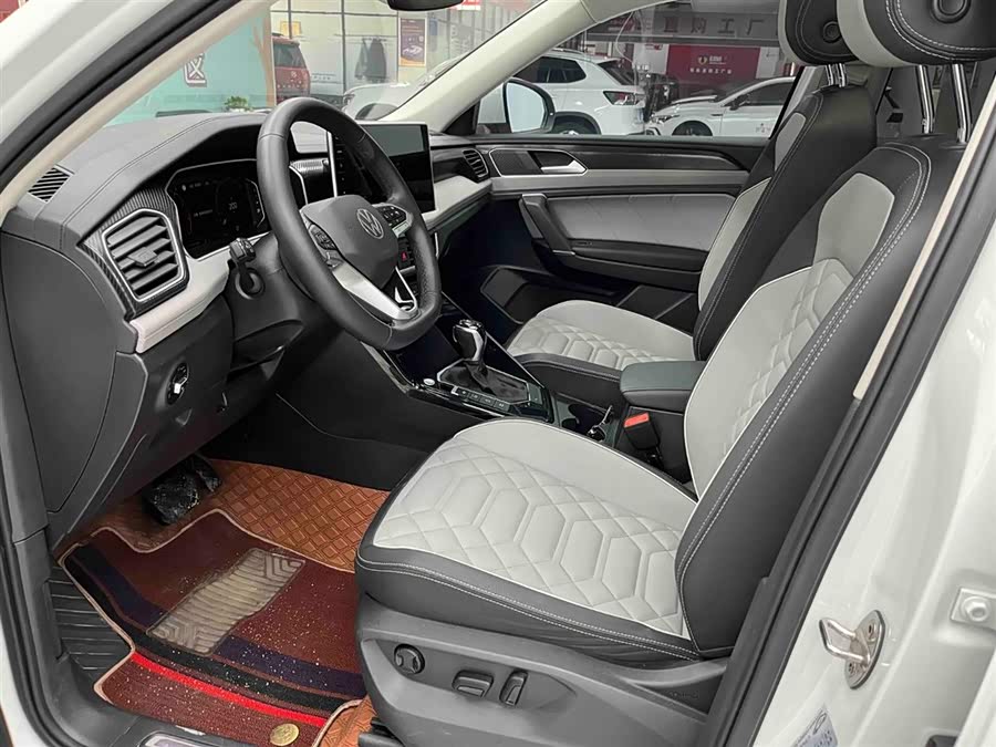 Volkswagen Tayron 2023 car image #12