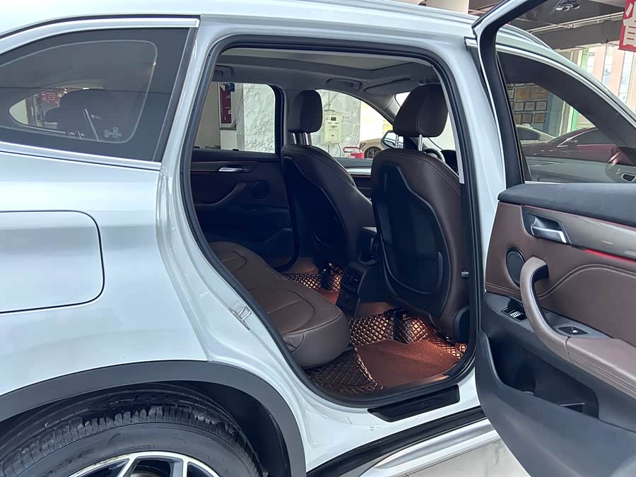 BMW X1 2017 #12 BMW X1 2017 car image #12