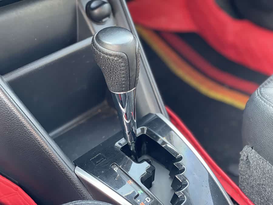 Toyota Yaris L Zhixiang 2018 immagine di auto #12