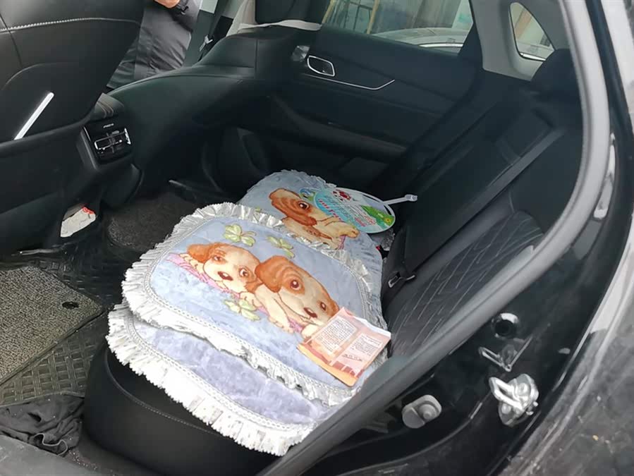 Changan UNI-K 2021 immagine di auto #12