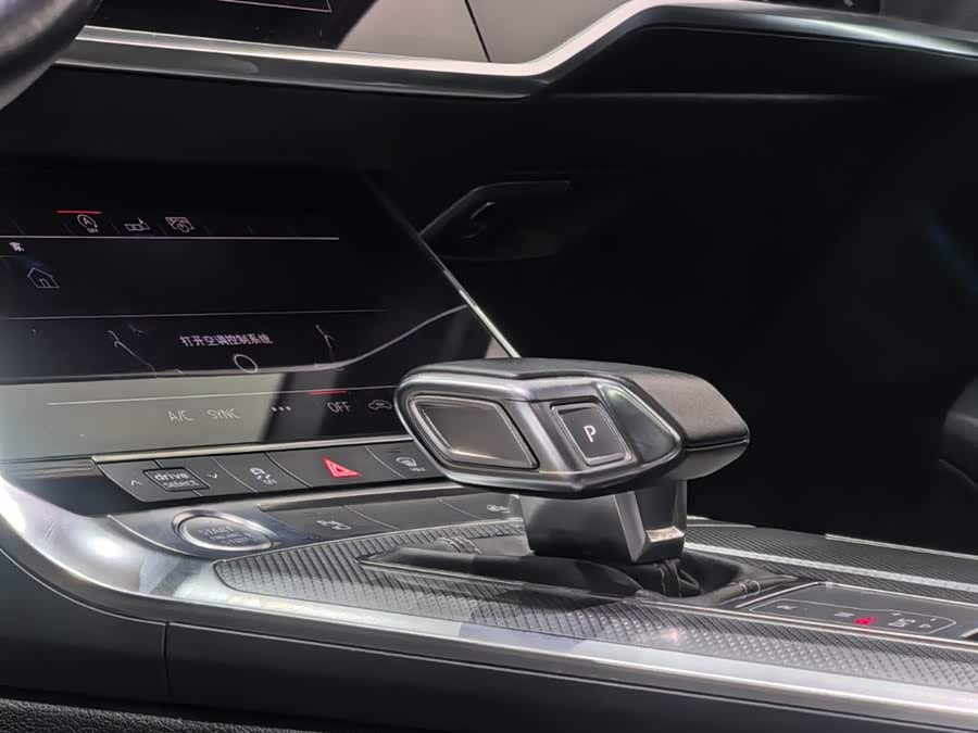 Audi A6L 2019 car image #12