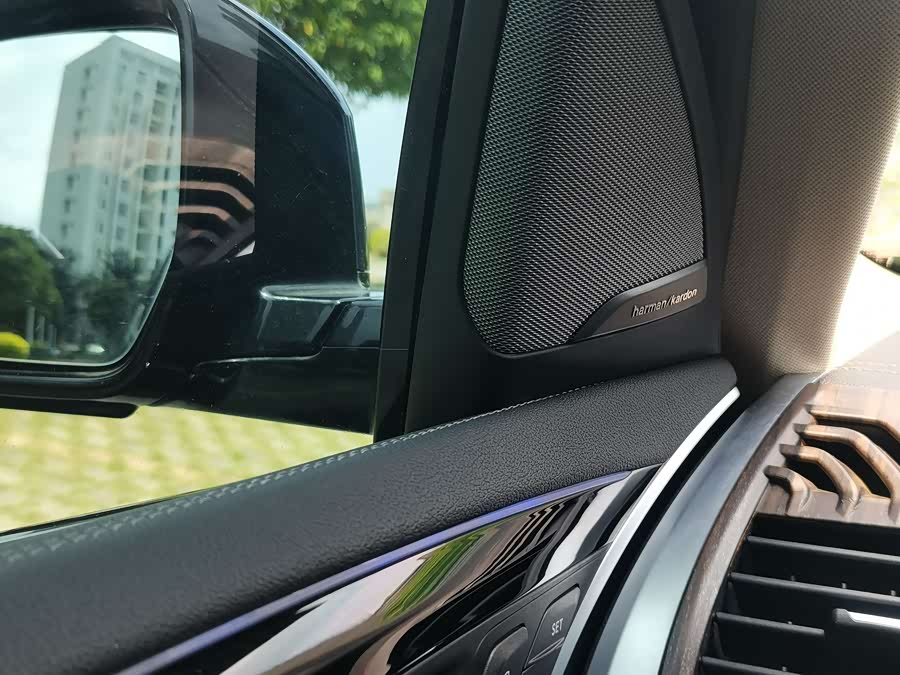 BMW X3 2019 изображение автомобиля #12