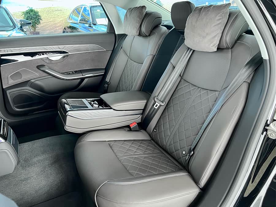 奥迪 奥迪A8 2025 汽车图片 #12