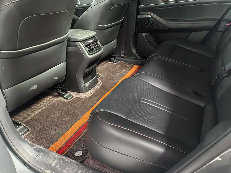 Changan UNI-K 2022 immagine di auto #12