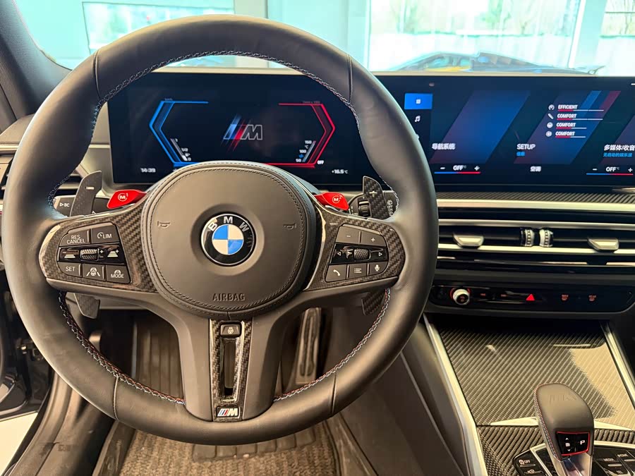 BMW M3 2025 imagem de carro #12