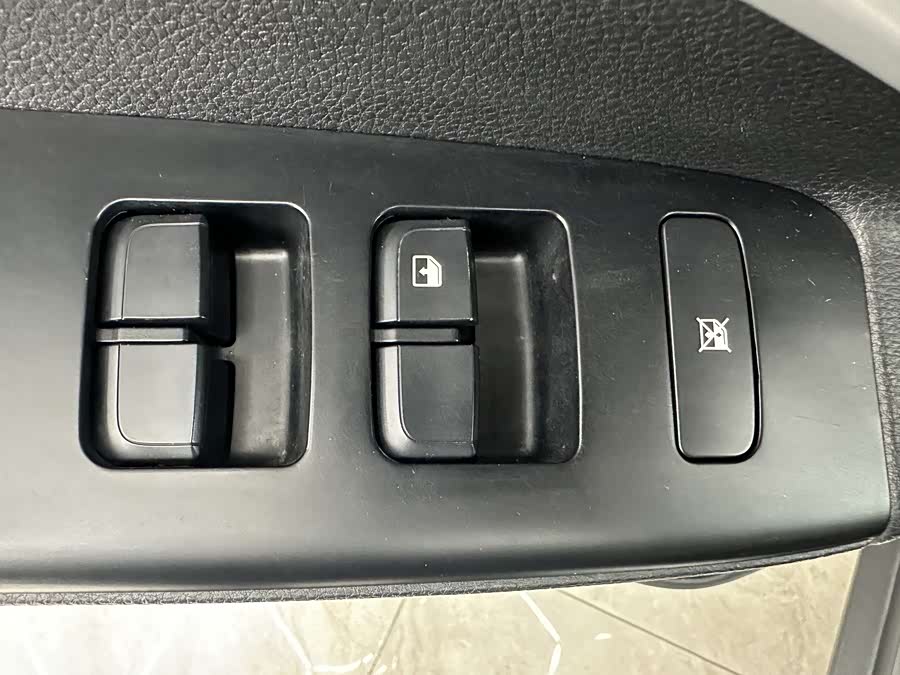 Kia KX1 2023 imagen de coche #12