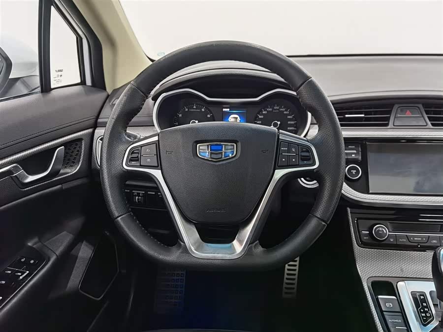GEELY Emgrand GS 2018 car image #12