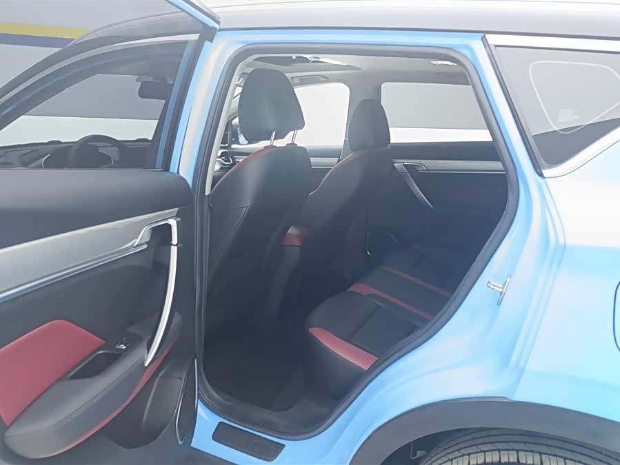 GEELY Coolray 2021 car image #12