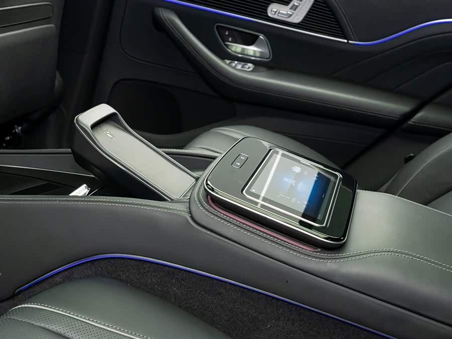 Mercedes-Benz 2022 car image #12
