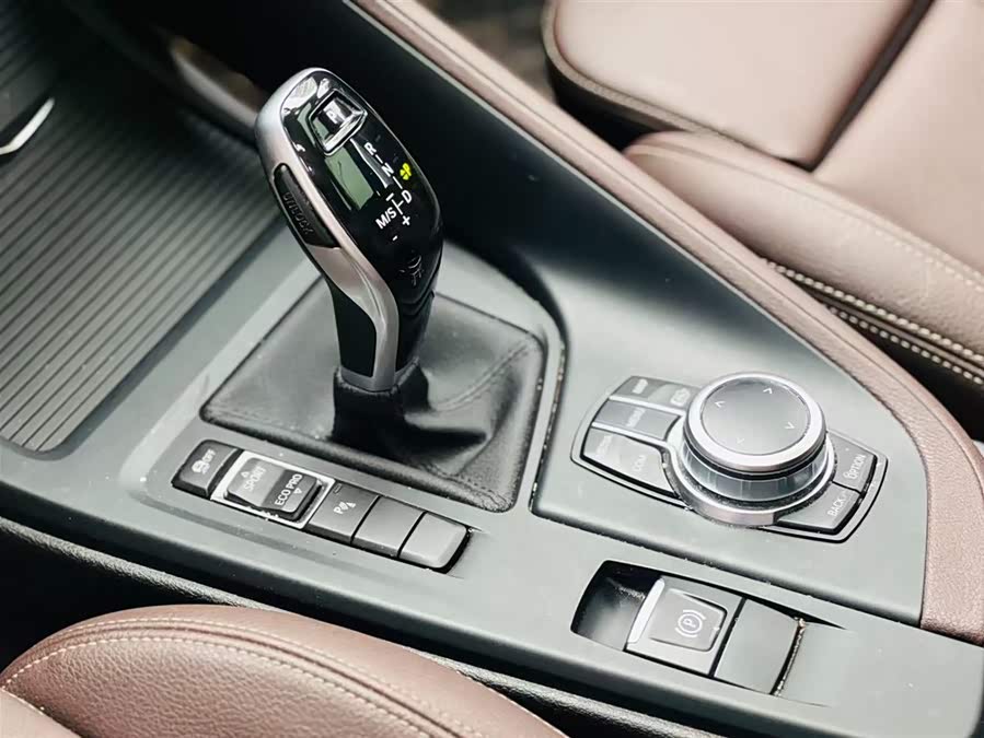 BMW X1 2023 car image #12