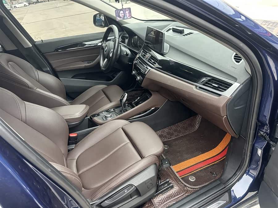 BMW X1 2020 car image #12