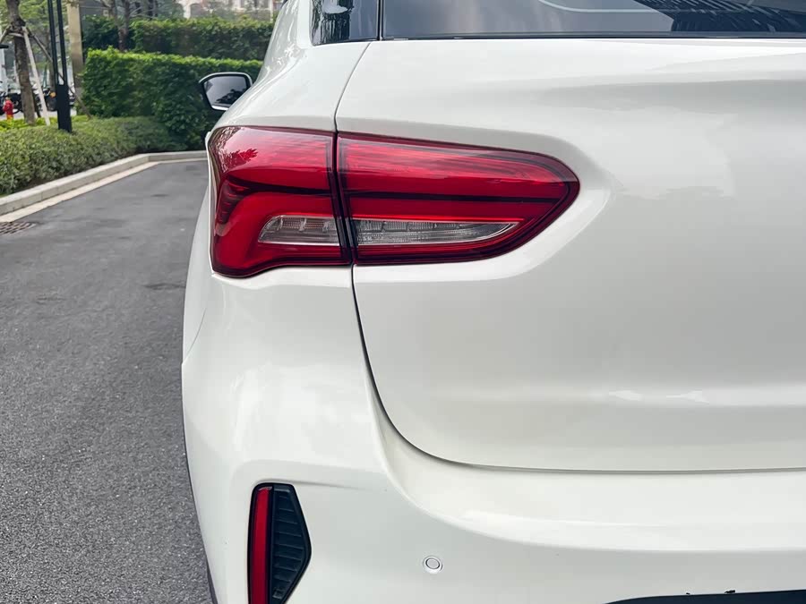 GAC ix4 2019 car image #12