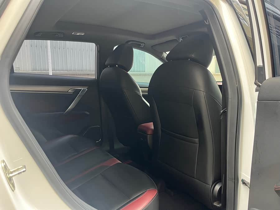 GEELY Coolray 2018 car image #12