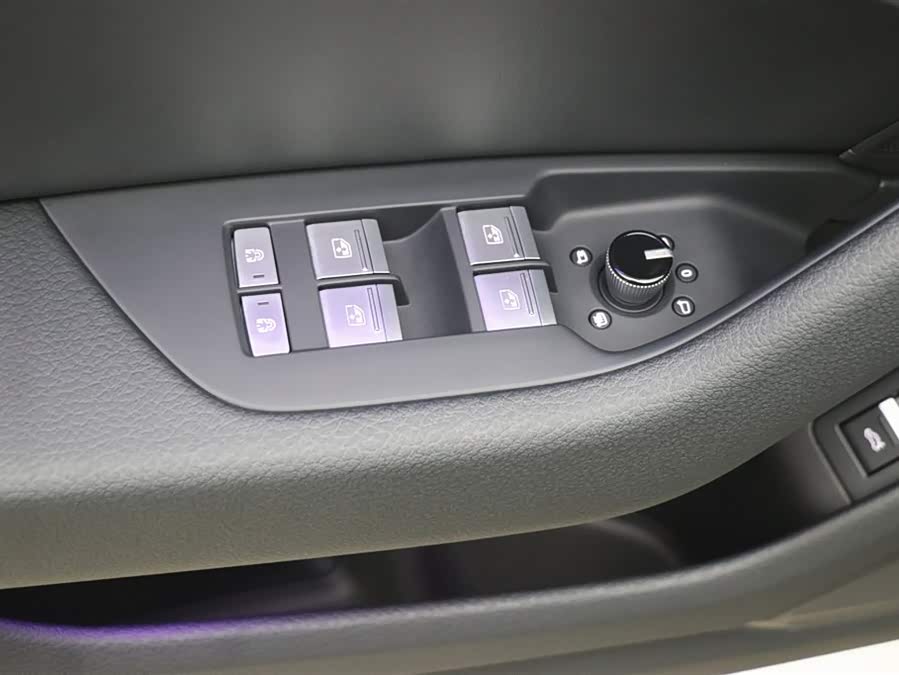 Audi A6L 2025 imagem de carro #12