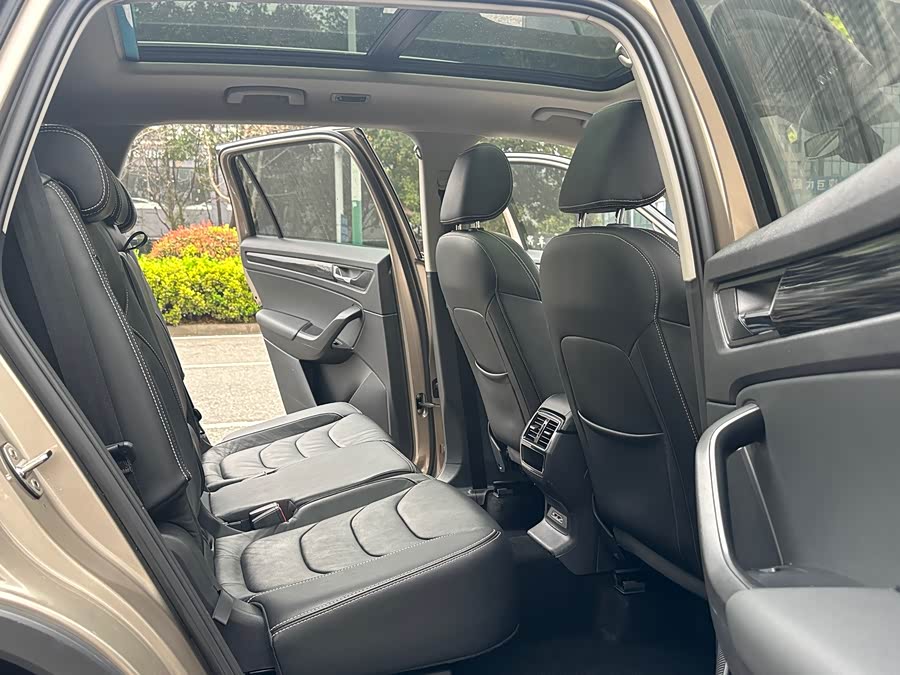 Skoda Kodiaq 2018 изображение автомобиля #12