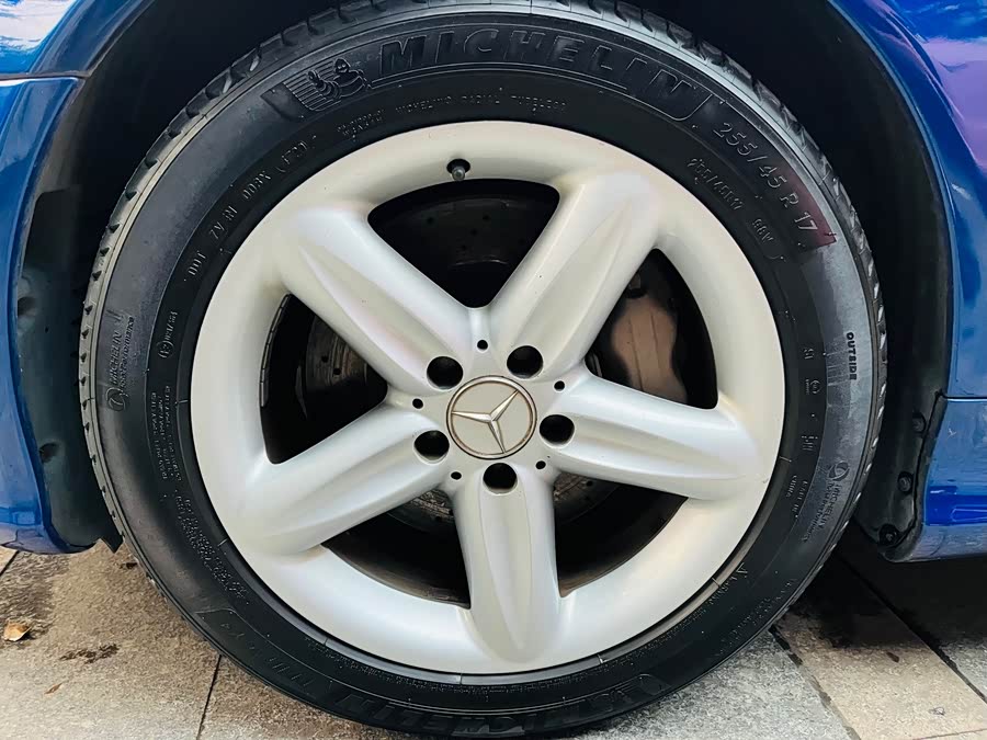 Mercedes-Benz SL Class 2007 car image #12