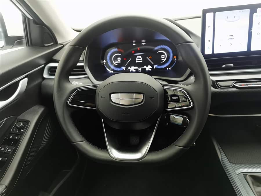 GEELY Emgrand 2024 car image #12