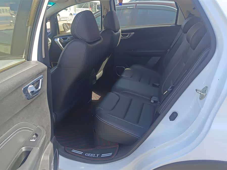 GEELY Vision X3 2018 изображение автомобиля #12