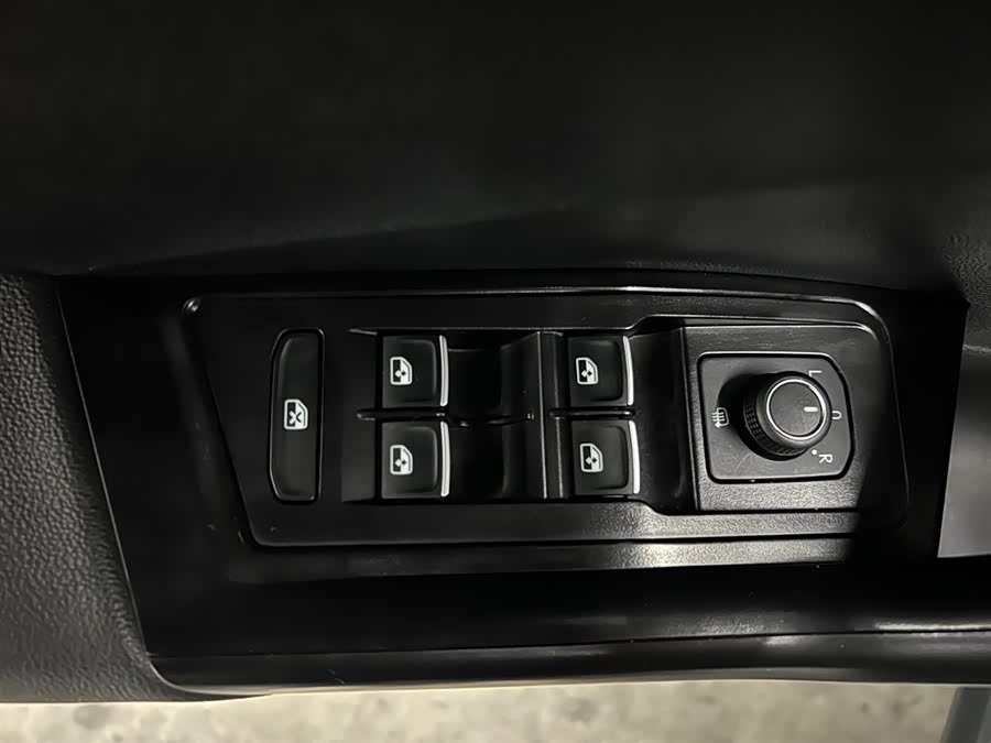 大众 T-ROC探歌 2022 汽车图片 #12