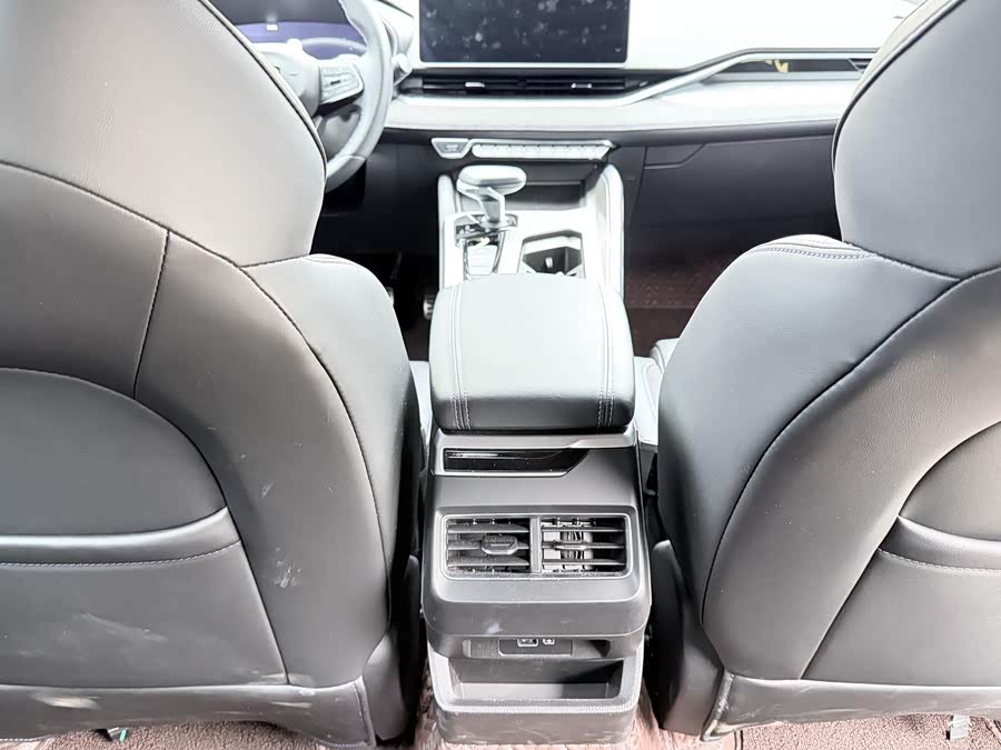 GEELY Preface 2024 изображение автомобиля #12