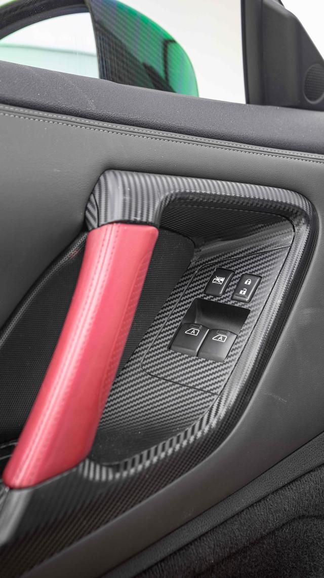 日产 日产GT-R 2013 汽车图片 #12