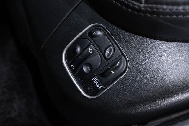 Mercedes-Benz SL AMG 2012 car image #12