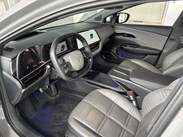 HongQi EH7 2024 car image #12