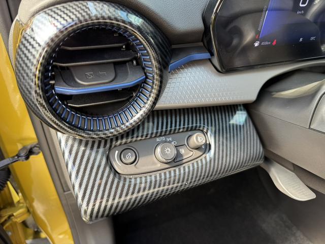 Mercedes-Benz Maybach S Class New Energy 2022 car image #12