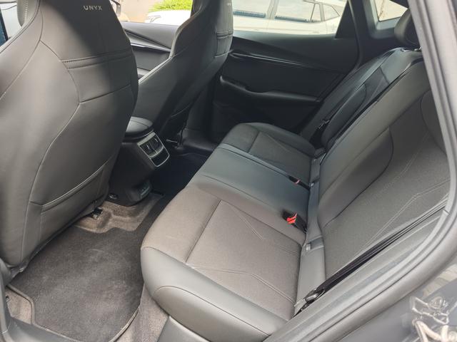 Volkswagen ID.UNYX 06 2025 image de voiture #12